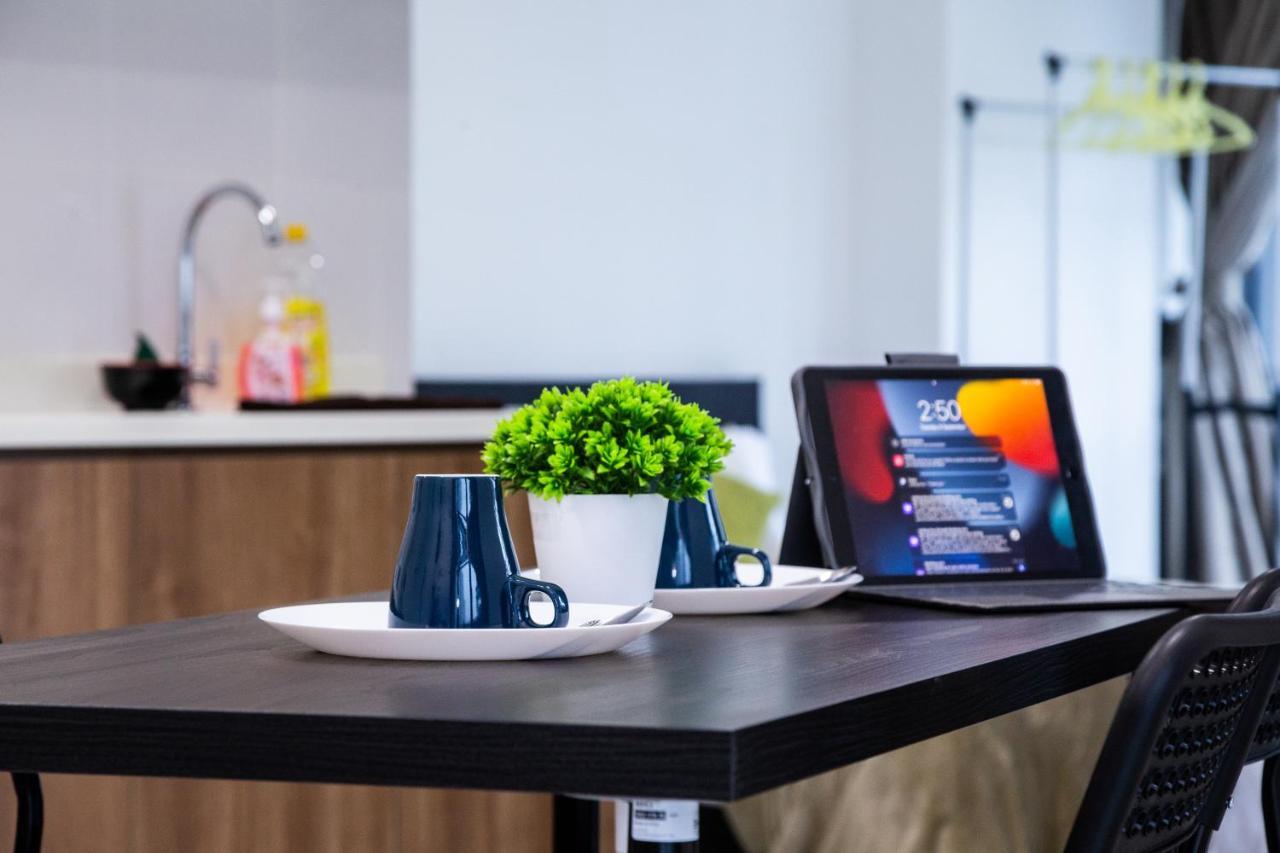 Studio Units At Pacific Tower Near Jaya One By Comfyasia Petaling Jaya Zewnętrze zdjęcie
